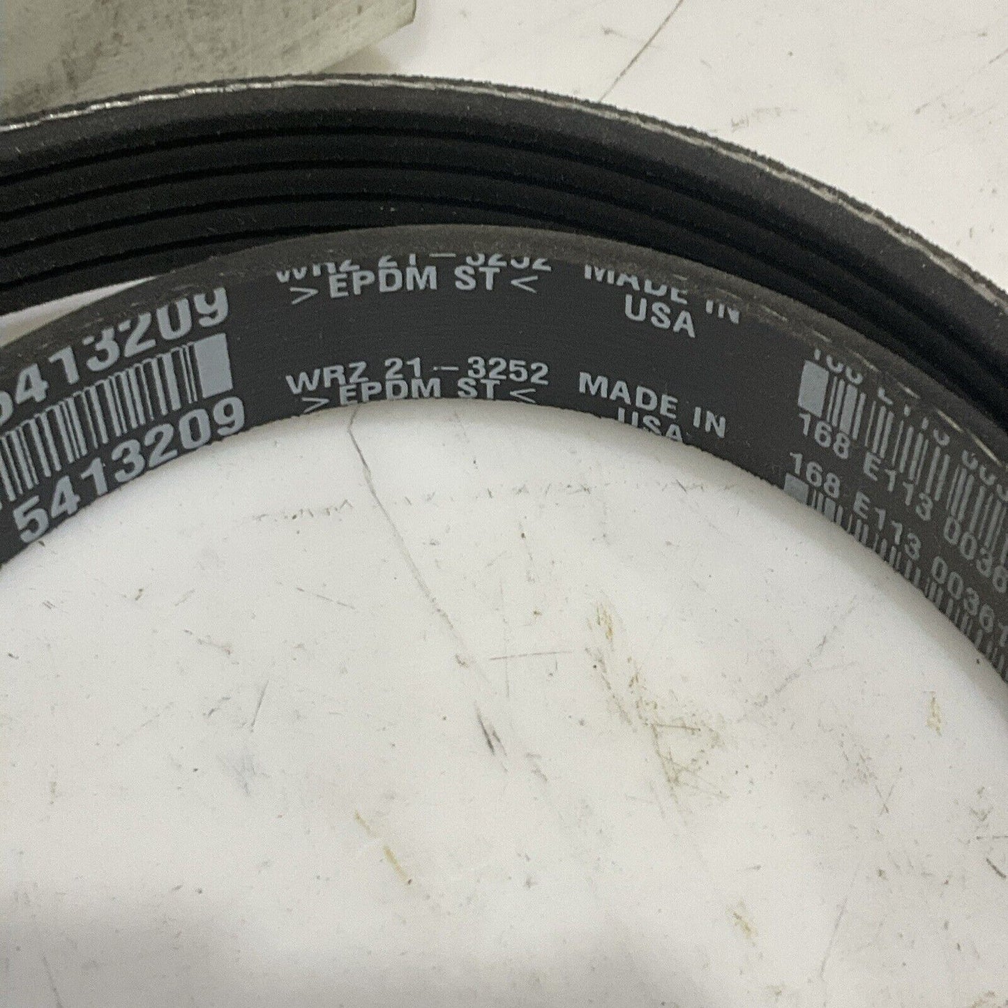 CUMMINS 5413209 V RIBBED BELT U4M