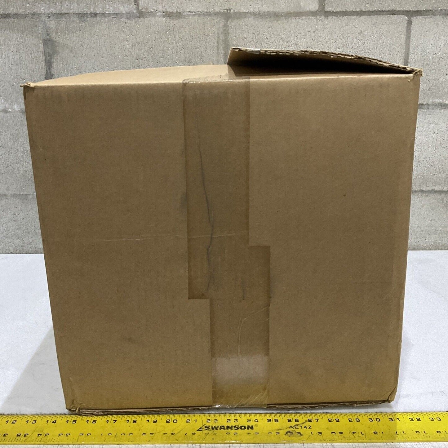 SATO GT408E BAR CODE PRINTER 240V 1.5 A 50/60 HZ U3S