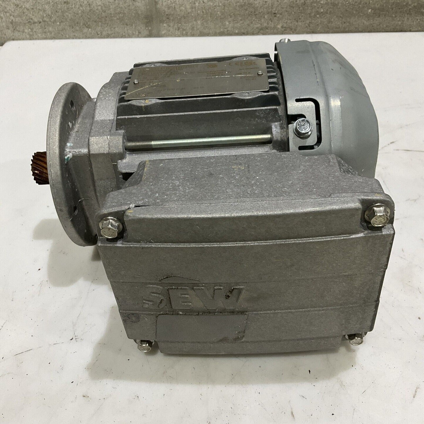 SEW-EURODRIVE DRS71S4/FG/EI76 GEAR MOTOR U4M