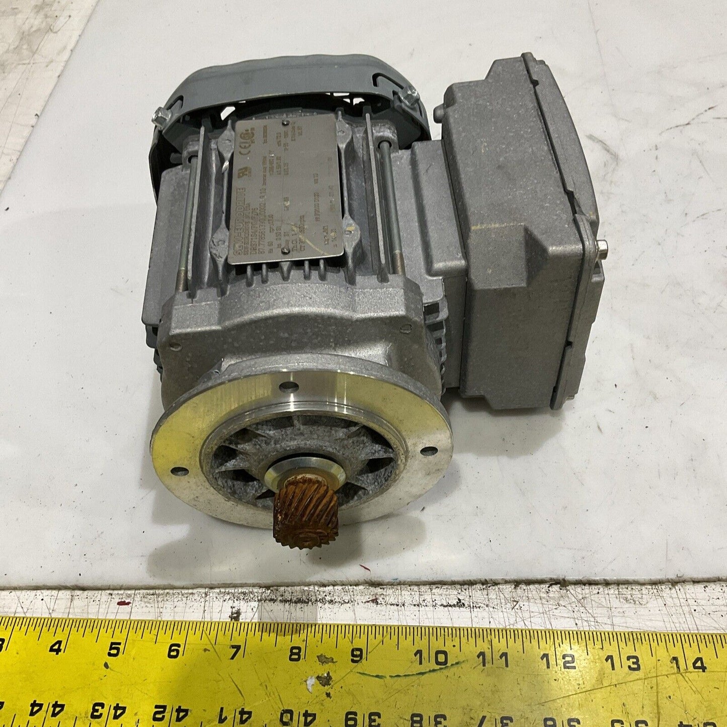 SEW-EURODRIVE DRS71S4/FG/EI76 GEAR MOTOR U4M