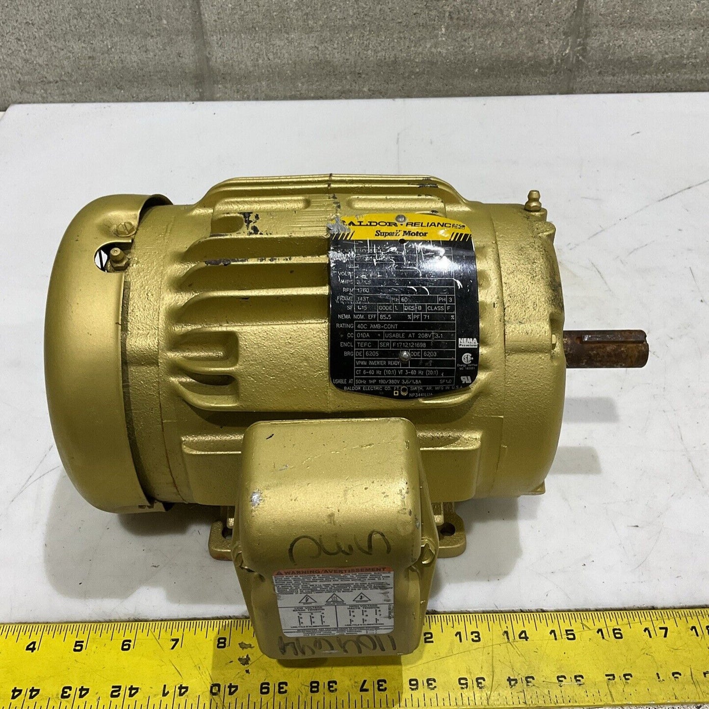 BALDOR RELIANCE EM3581T SUPER E MOTOR 1HP 230/460V 3/1.5A 1750RPM U4M