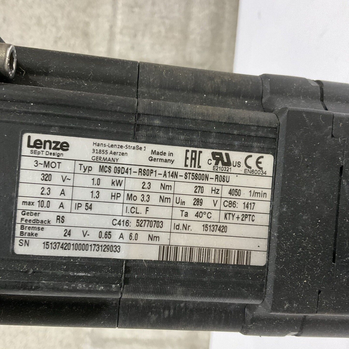 LENZE MCS 09D41-RS0P1-A14N-ST5S00N-R0SU SERVOMOTOR U4M