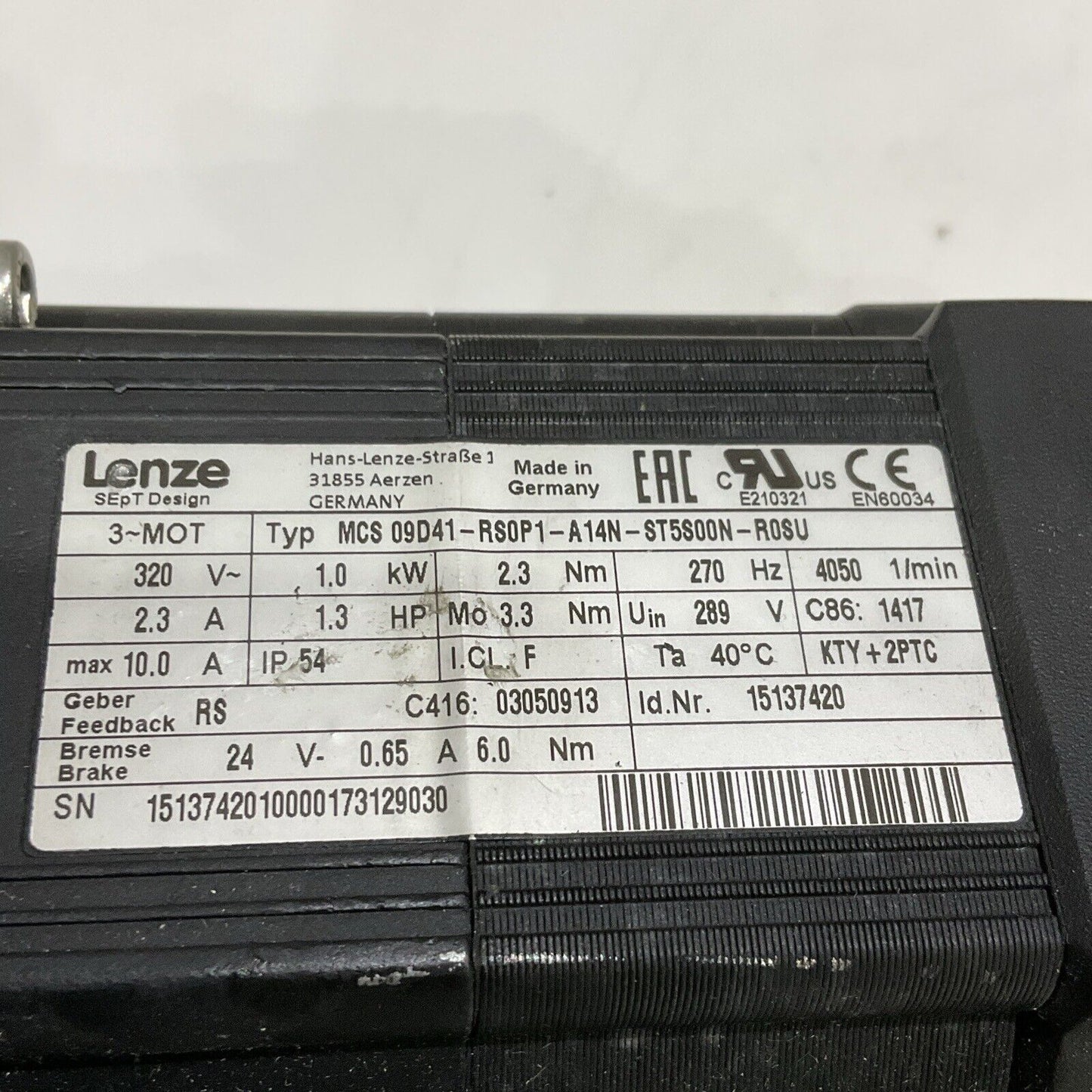 LENZE MCS 09D41-RS0P1-A14N-ST5S00N-R0SU SERVO MOTOR 320V 2.3A U4M