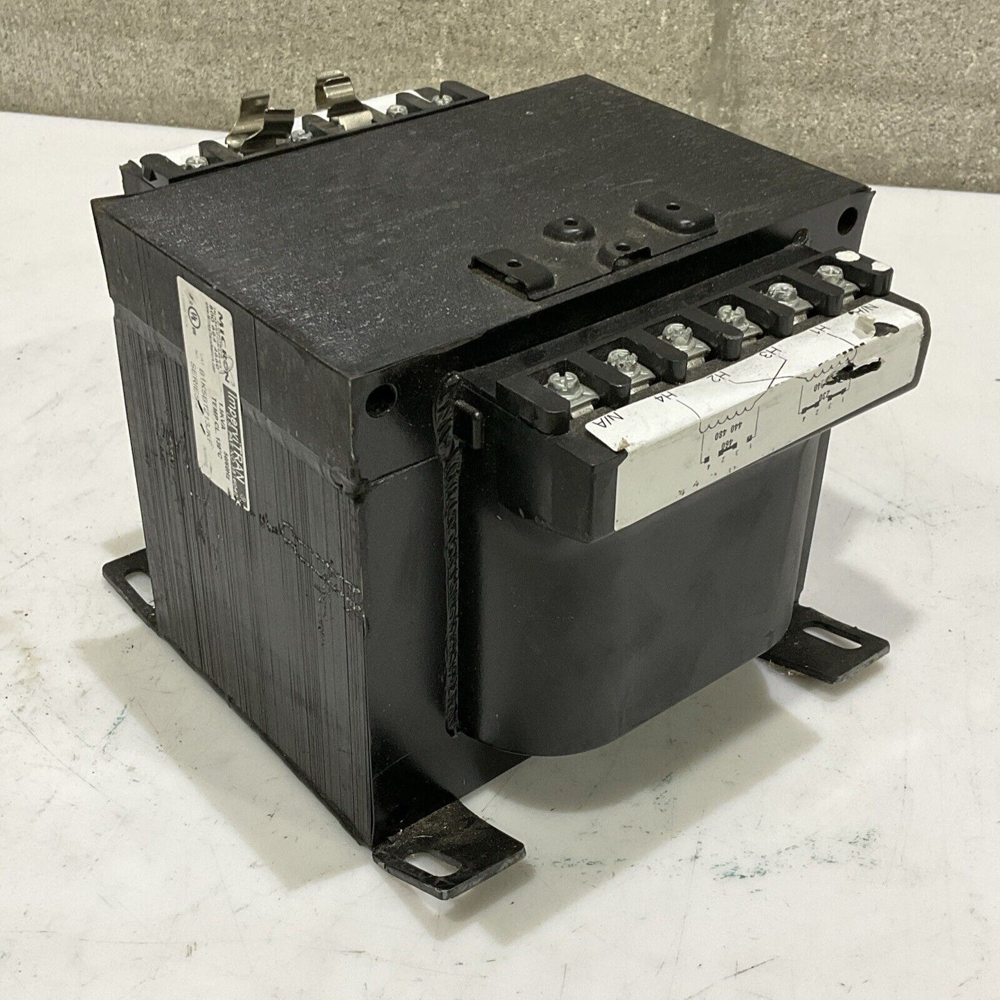 MICRON B1K5ABTZ13JKF TRANSFORMER 1.5KVA 50/60HZ SERIES 2 U4M