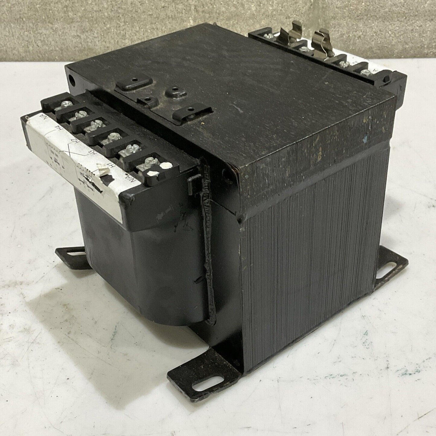 MICRON B1K5ABTZ13JKF TRANSFORMER 1.5KVA 50/60HZ SERIES 2 U4M