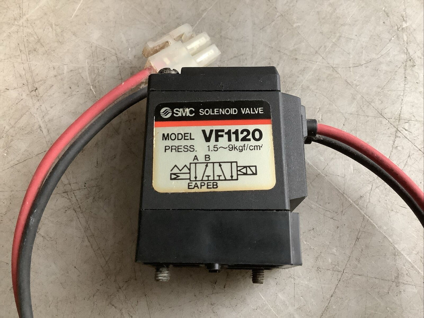 SMC VF1120 SOLENOID VALVE 21-26VDC RM6