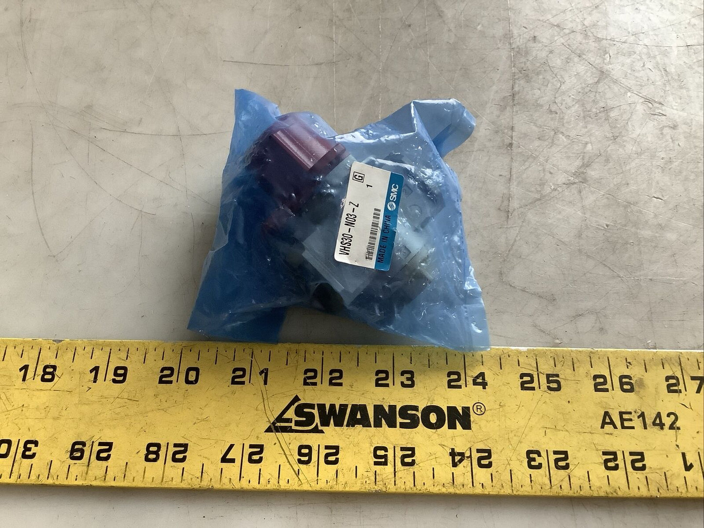 SMC VHS30-N03-Z PMEUMATIC LOCKOUT VALVE 3 PORT 15-150PSI U3S