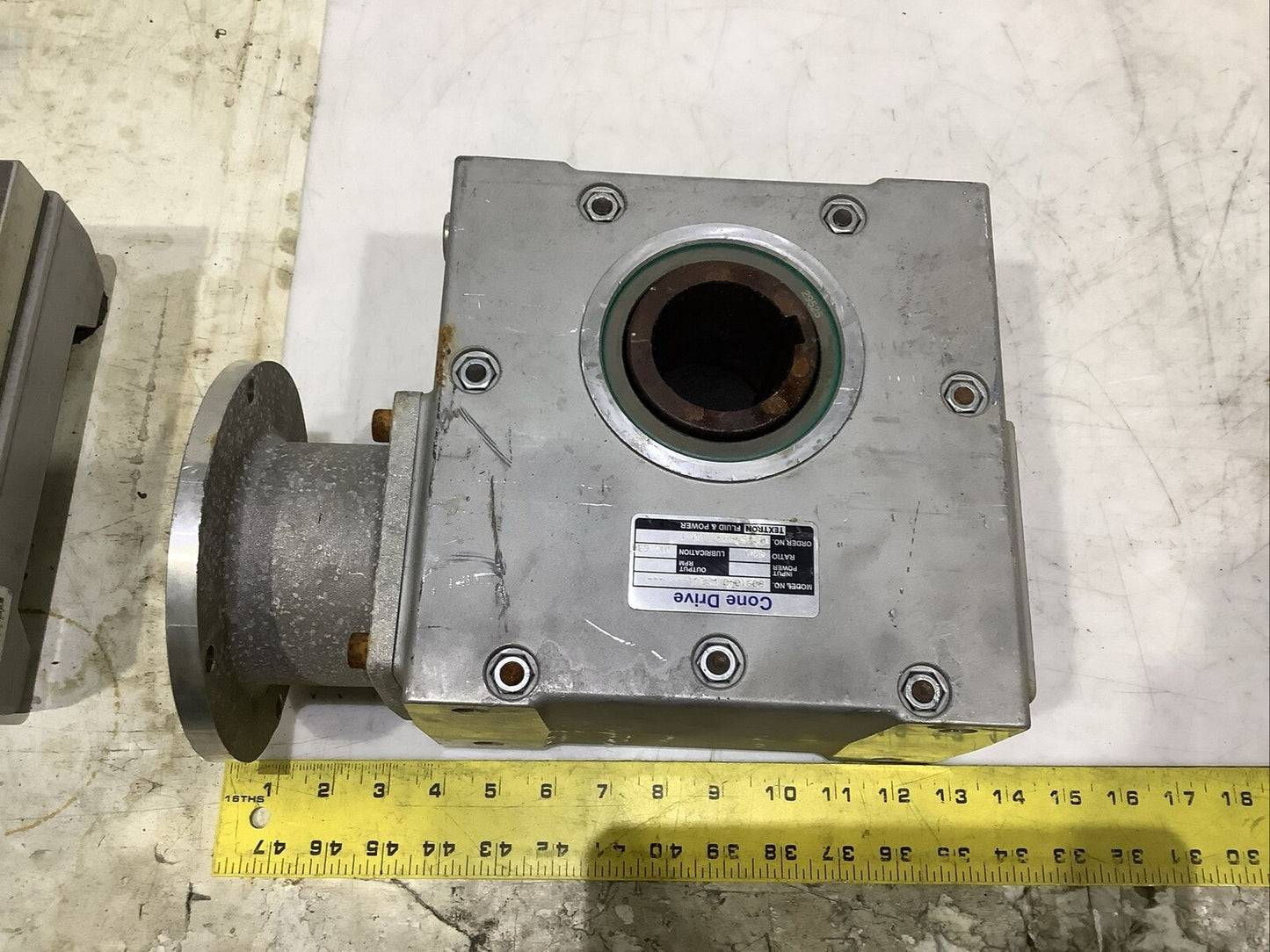 TEXTRON B091040.WAEQ1 CONE DRIVE SPEED REDUCER 40:1 RATIO U4M