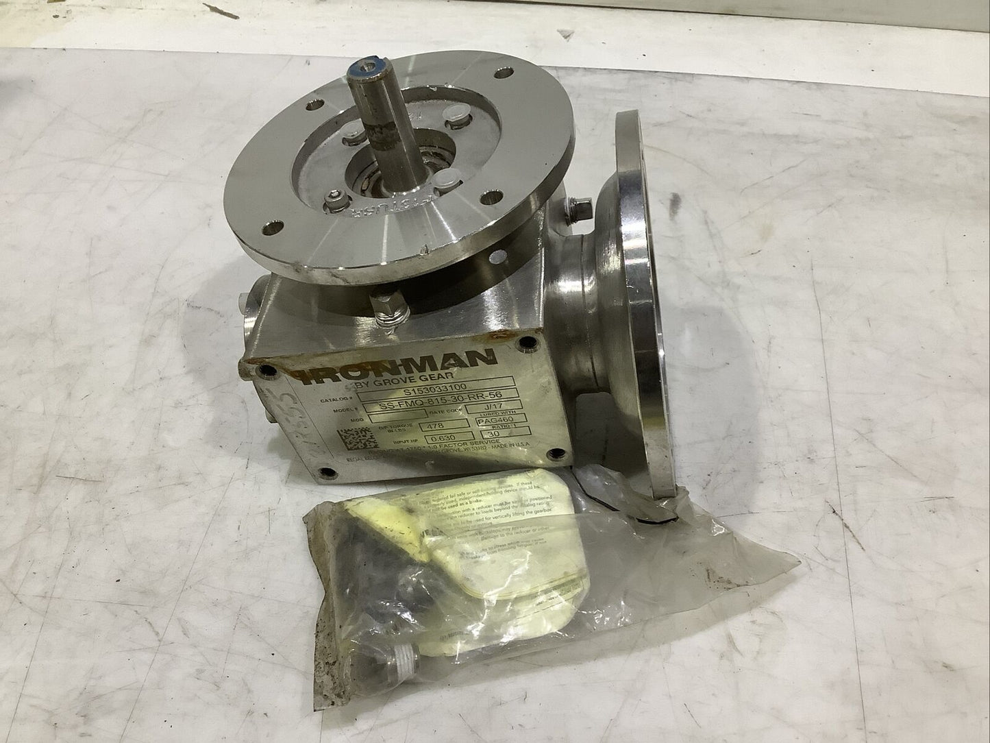 GROVE GEAR SS-FMQ-815-30-RR-56 GEAR REDUCER .63HP 30:1 RATIO U4M