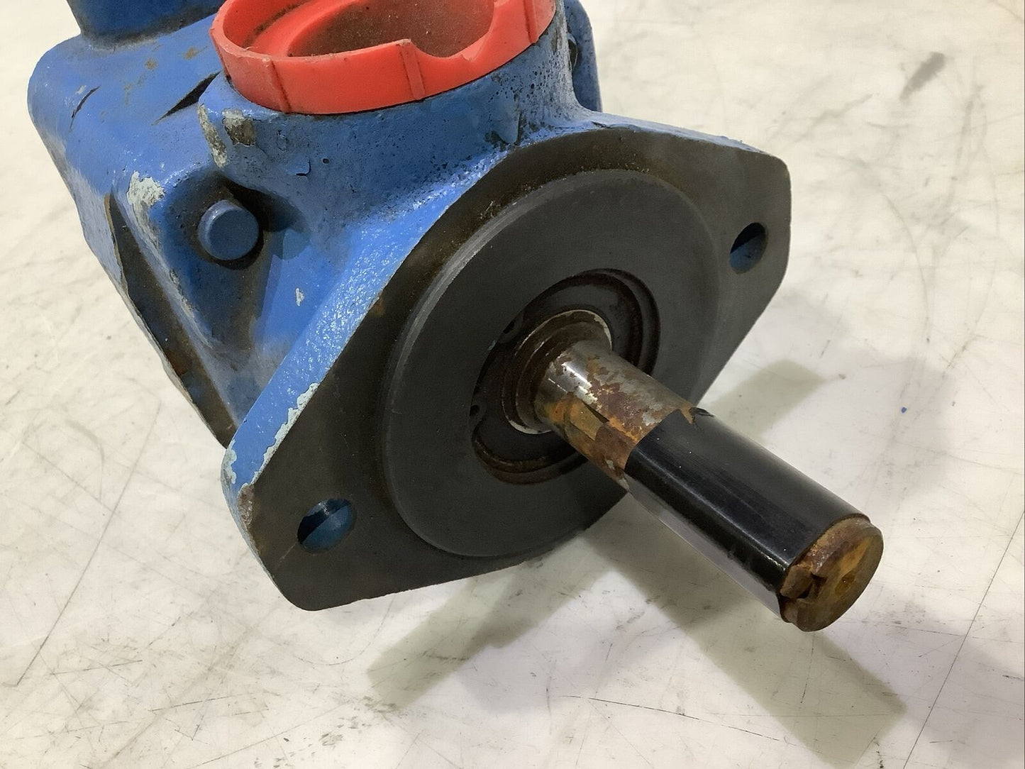 INTERNATIONAL V20 V20-13-1LH-(SAE) IFP 731070 VANE PUMP U4M