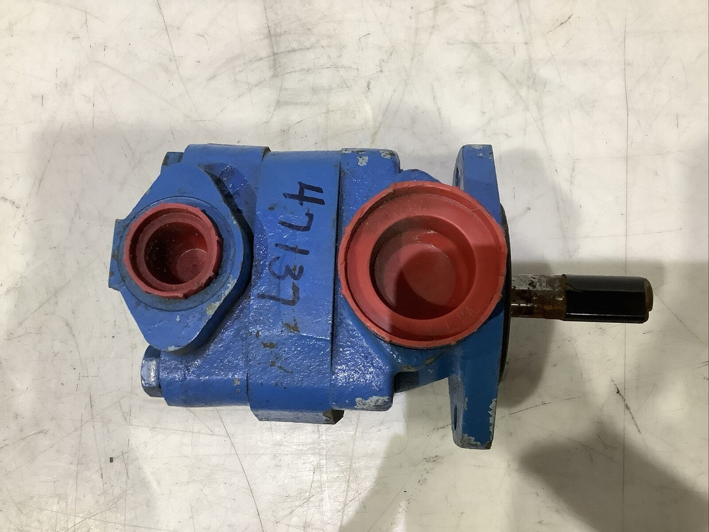 INTERNATIONAL V20 V20-13-1LH-(SAE) IFP 731070 VANE PUMP U4M