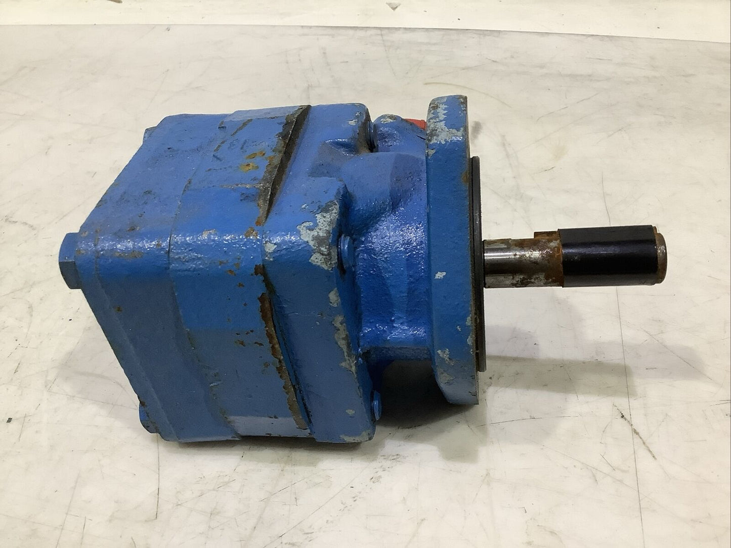 INTERNATIONAL V20 V20-13-1LH-(SAE) IFP 731070 VANE PUMP U4M