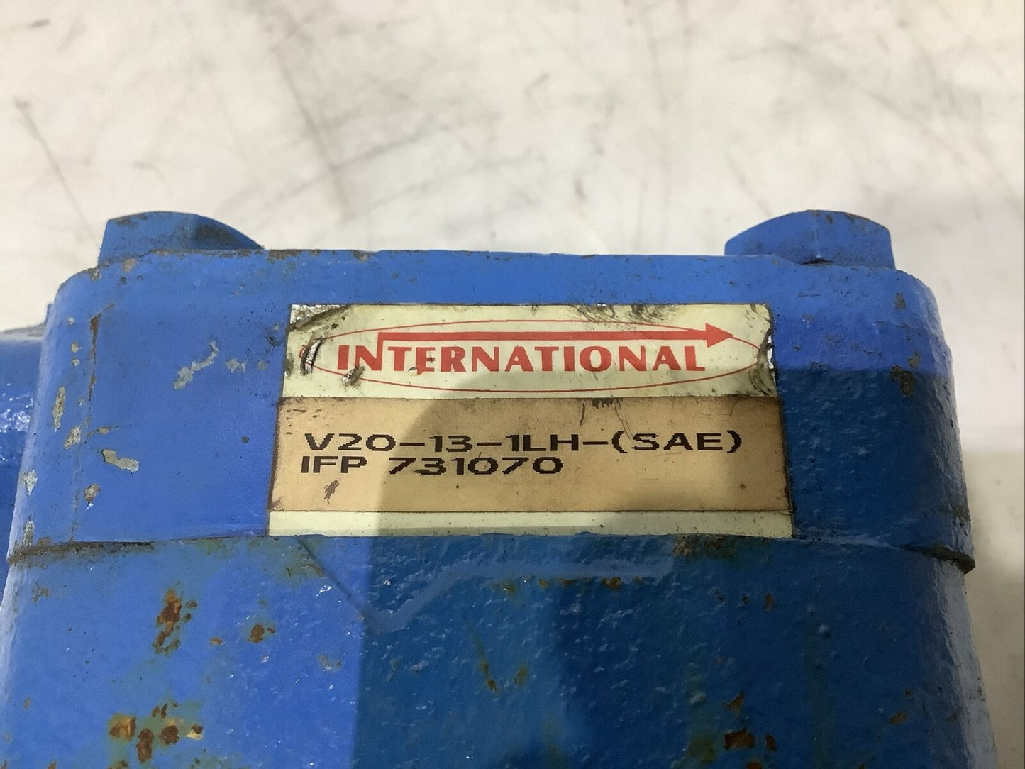 INTERNATIONAL V20 V20-13-1LH-(SAE) IFP 731070 VANE PUMP U4M