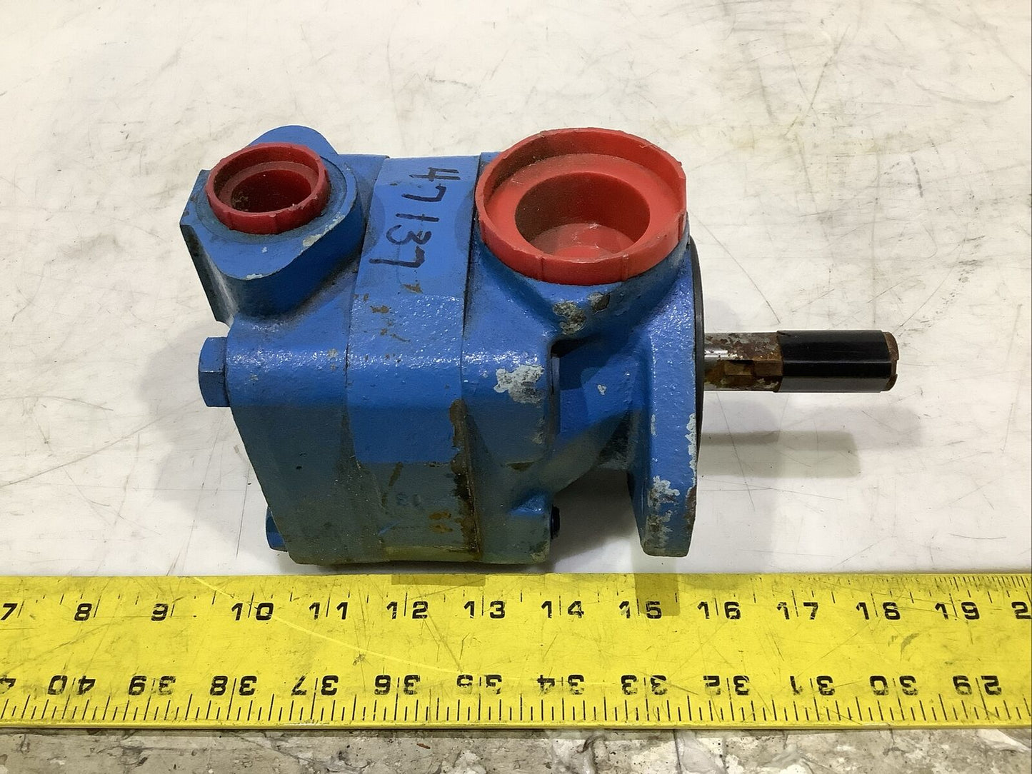 INTERNATIONAL V20 V20-13-1LH-(SAE) IFP 731070 VANE PUMP U4M