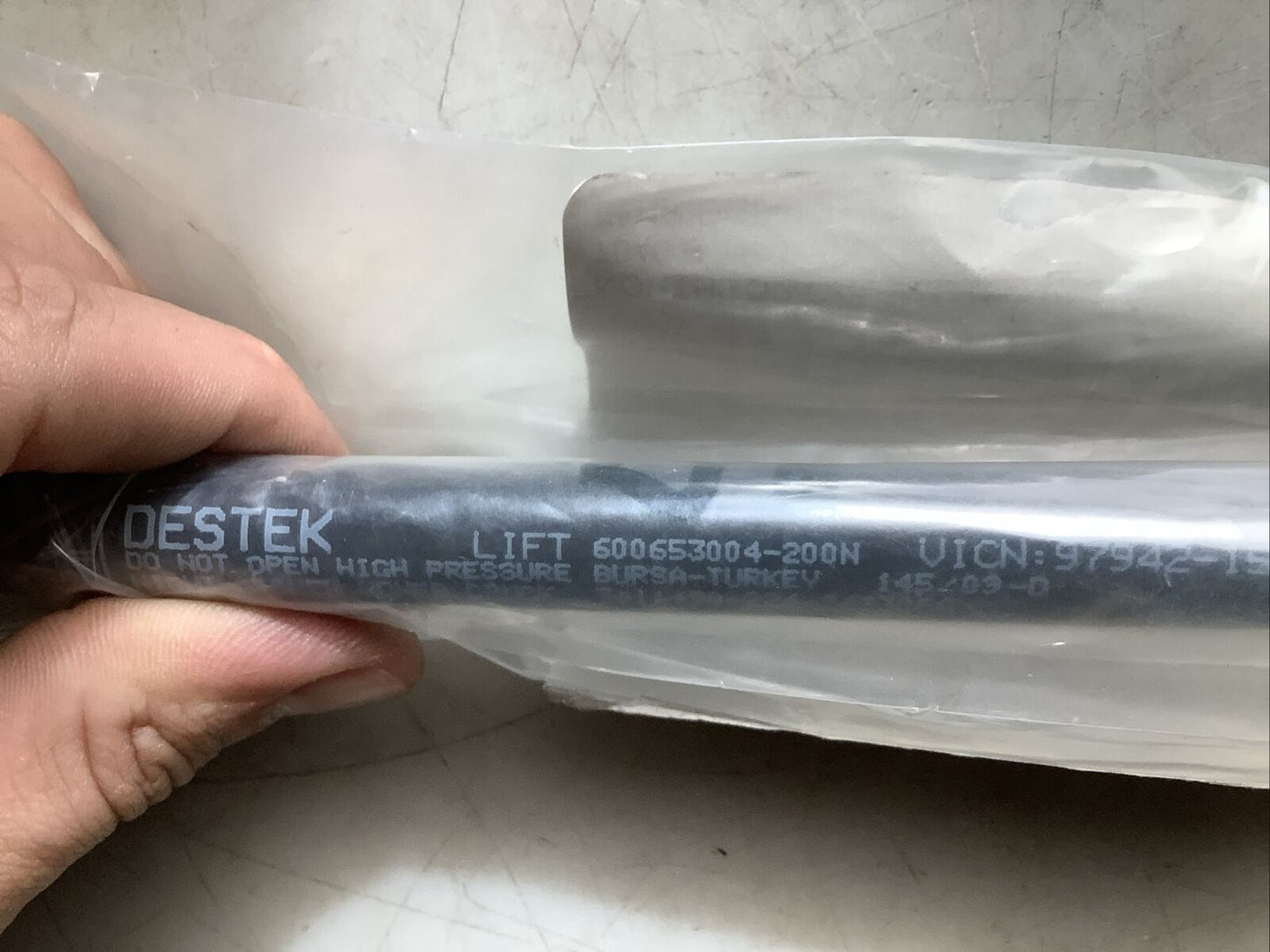 DESTEK 600653004-200N 97942-150K753H16 GAS SPRING U3S