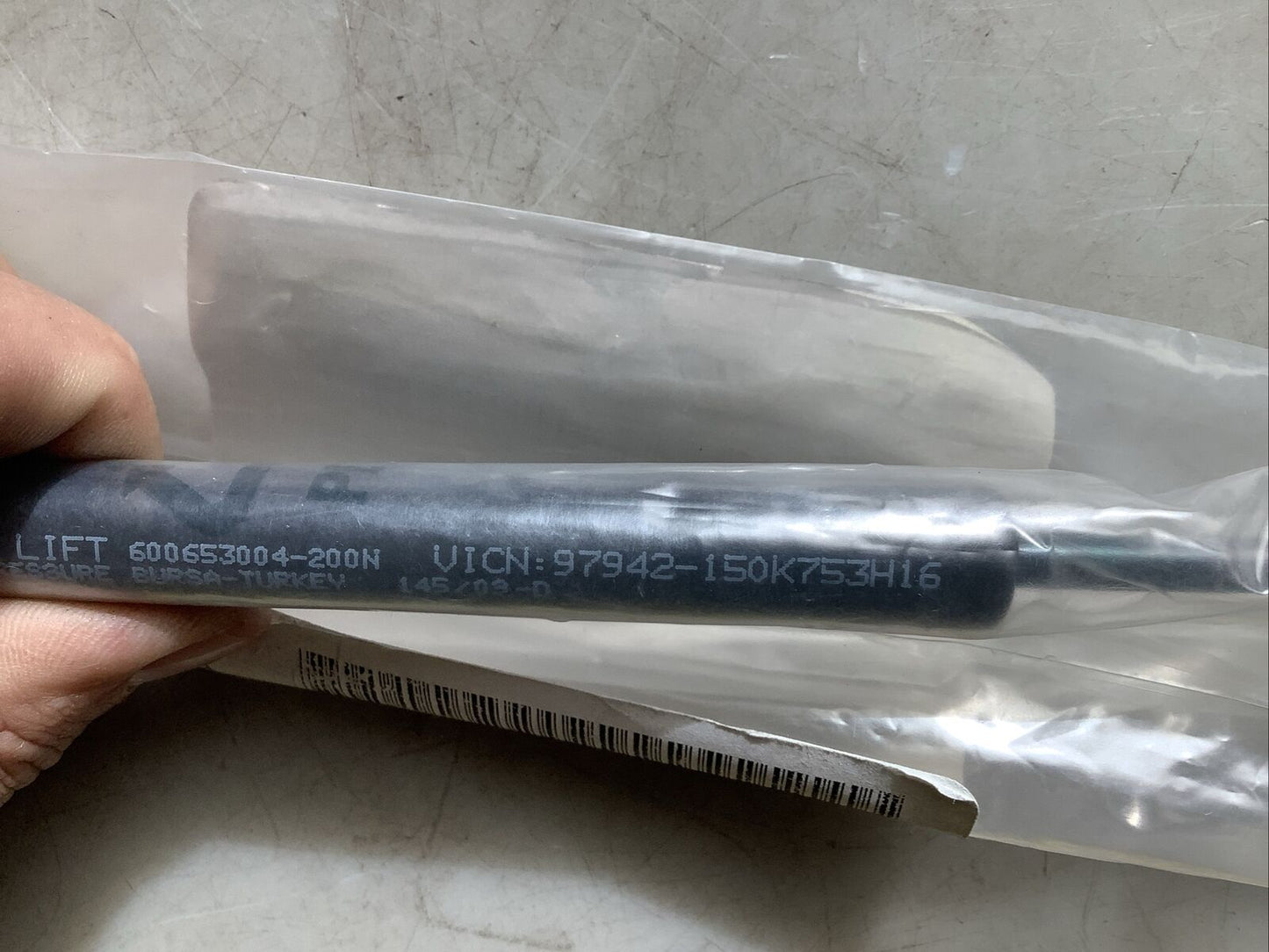 DESTEK 600653004-200N 97942-150K753H16 GAS SPRING U3S