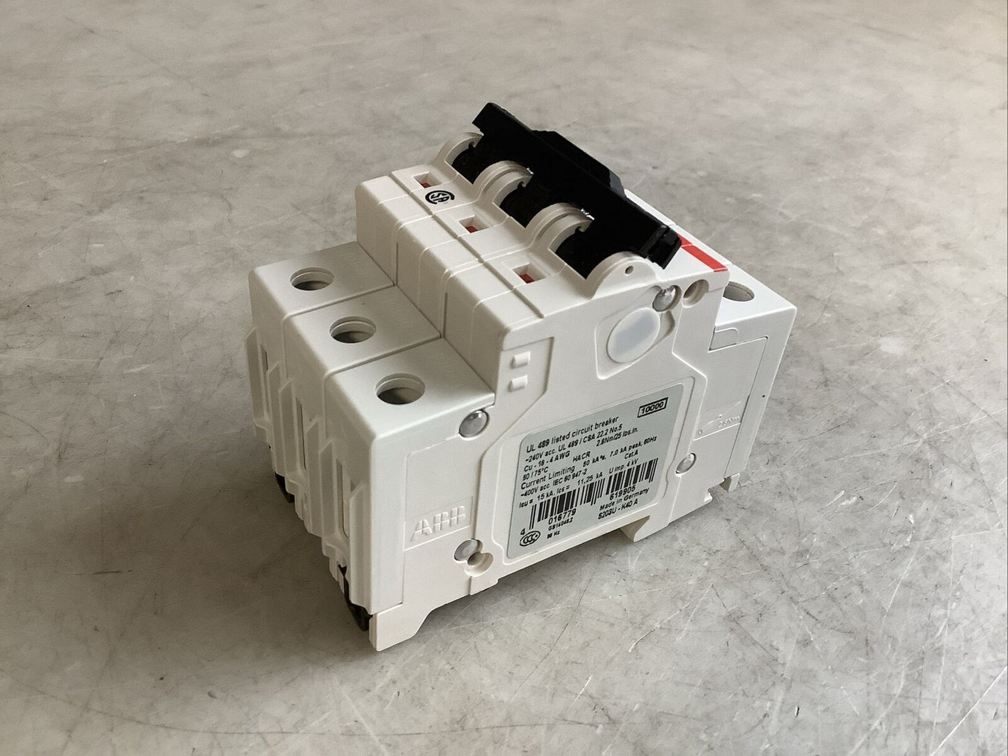 ABB S203U-K40 CIRCUIT BREAKER 40A 240V 3 POLE U3S