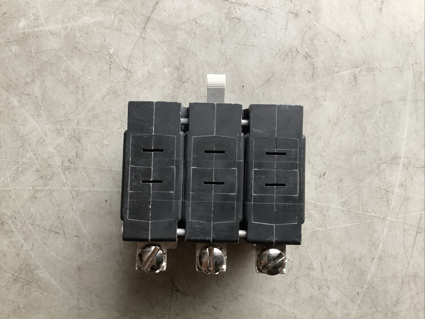 AIRPAX IEG666-1-63F-5.00-91-V CIRCUIT BREAKER 250V 5A U3S