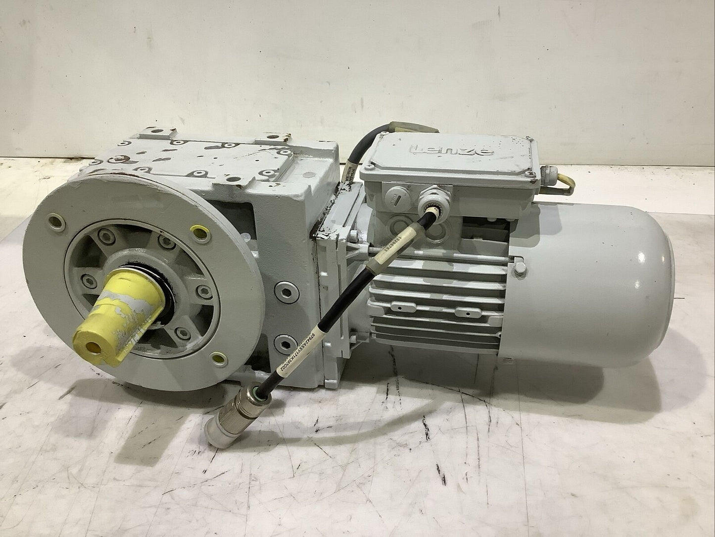 LENZE EN60034 GKS05-3MVAK-071C42 MDEMARS071-42 GEARBOX MOTOR U3S