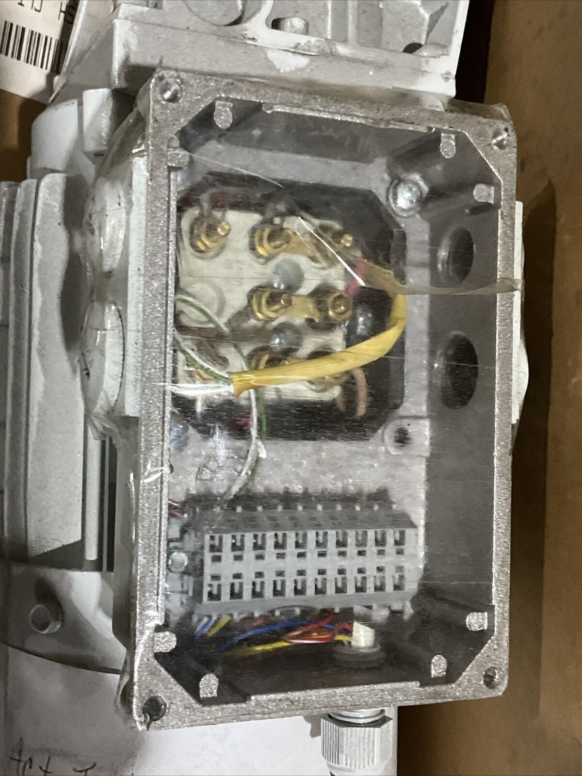 LENZE GKR03-2M HAR 063C42 MDEMARS 063-42 GEARBOX MOTOR 50/60HZ 1.370 RMIN U3S