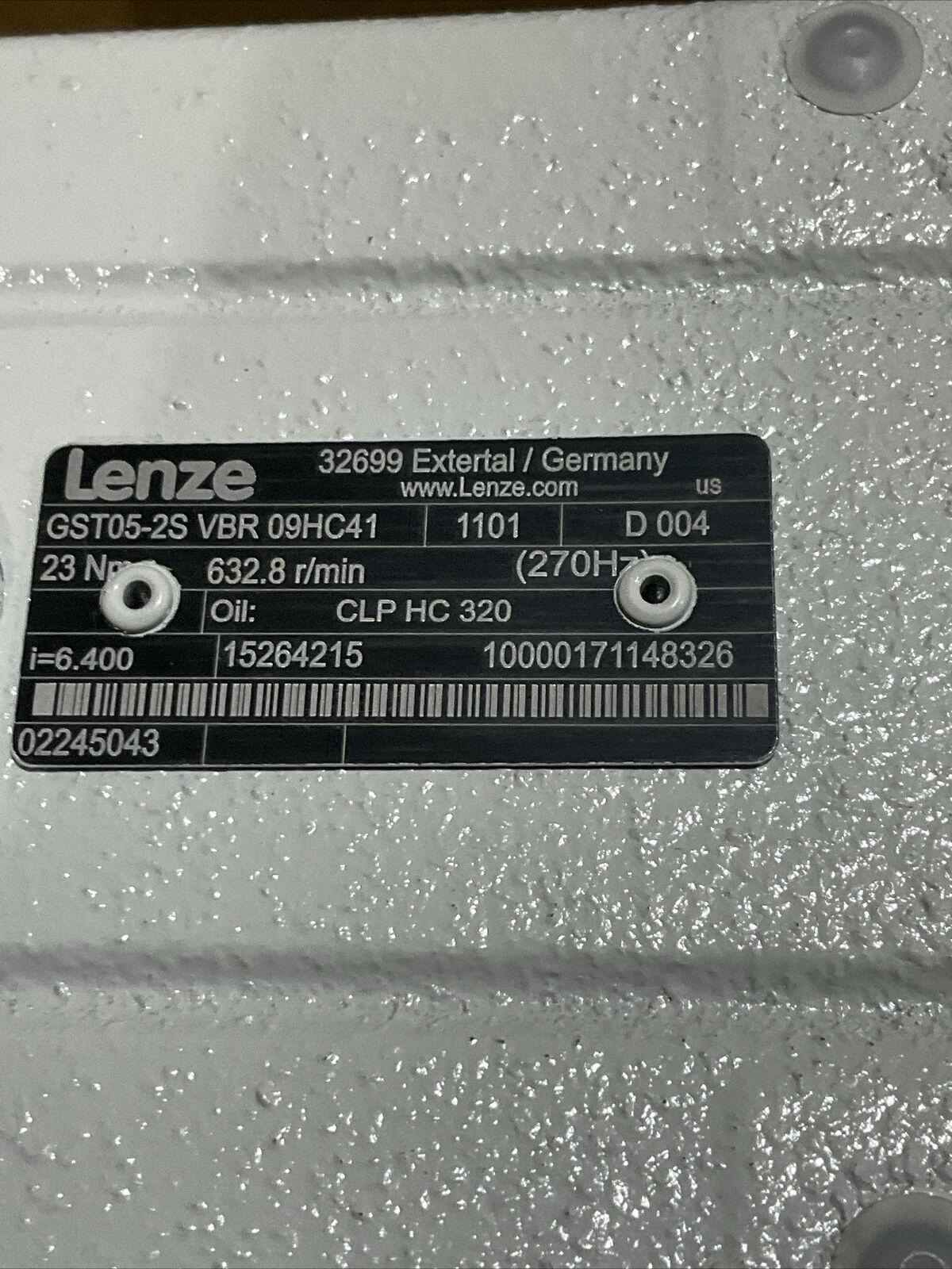 LENZE GST05-2S VBR 09HC41 GEAR MOTOR 632.8 RMIN U3S