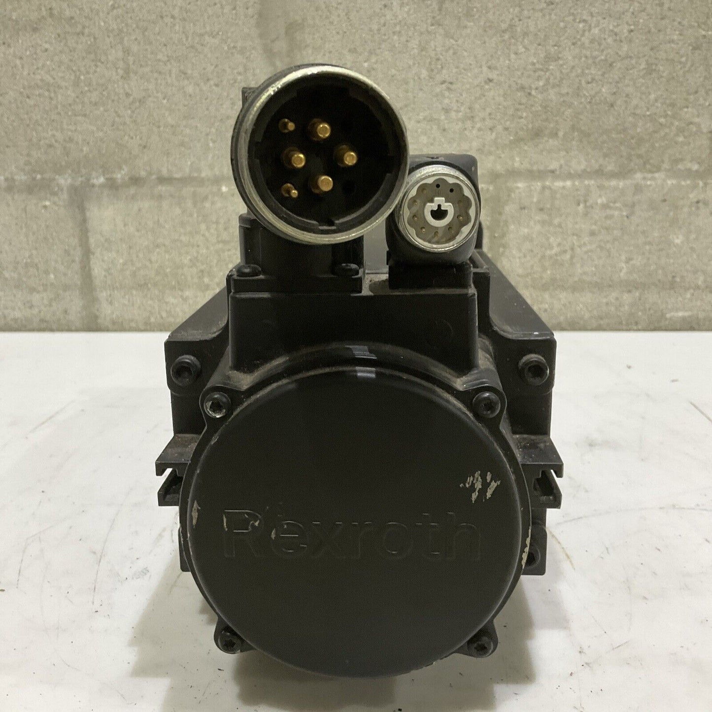 REXROTH R911311929 MSK071D-0300-NN-S1-UP0-NNNN SYNCHRONOUS PM-MOTOR  3 PH U4M