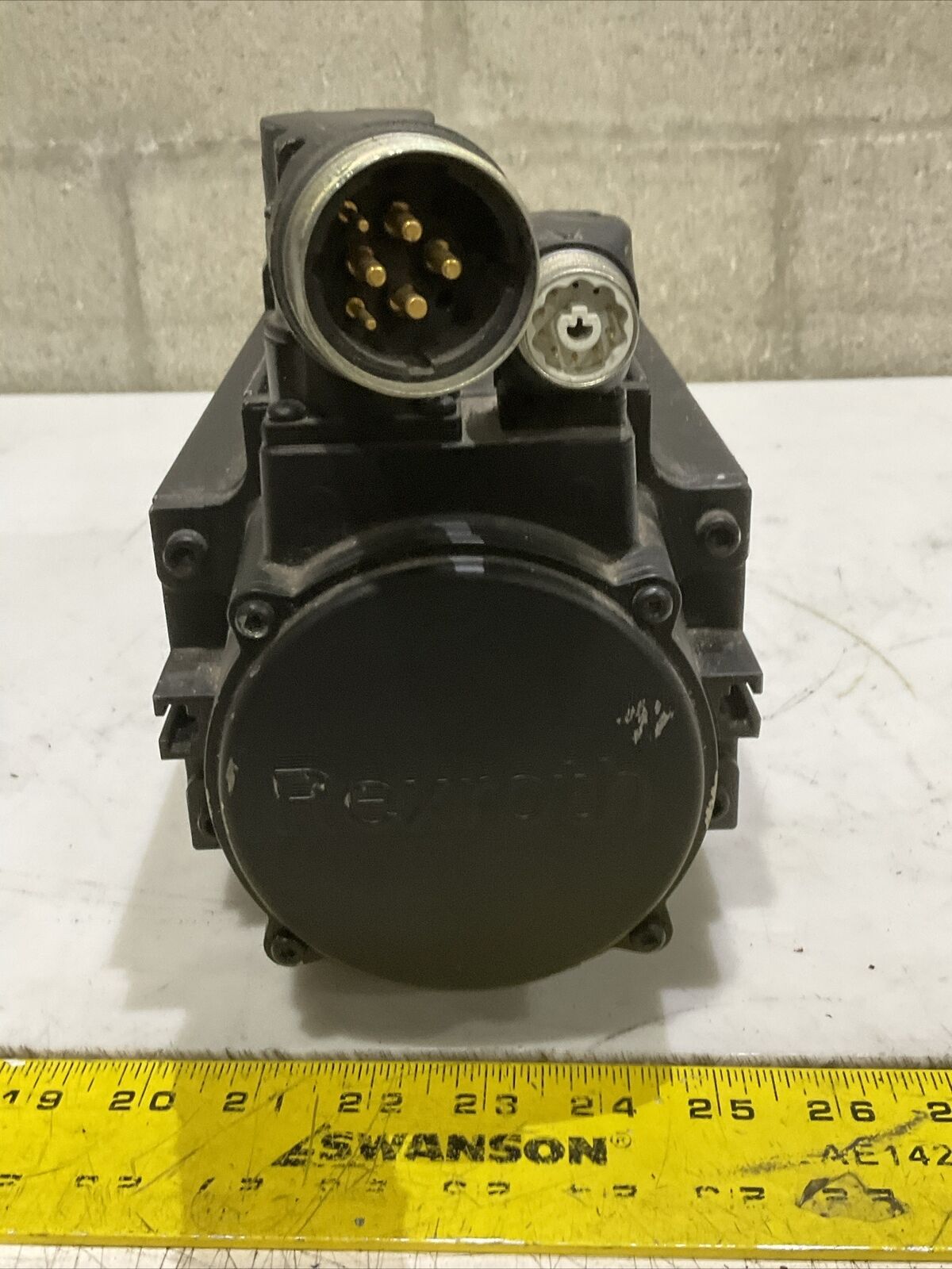 REXROTH R911311929 MSK071D-0300-NN-S1-UP0-NNNN SYNCHRONOUS PM-MOTOR  3 PH U4M