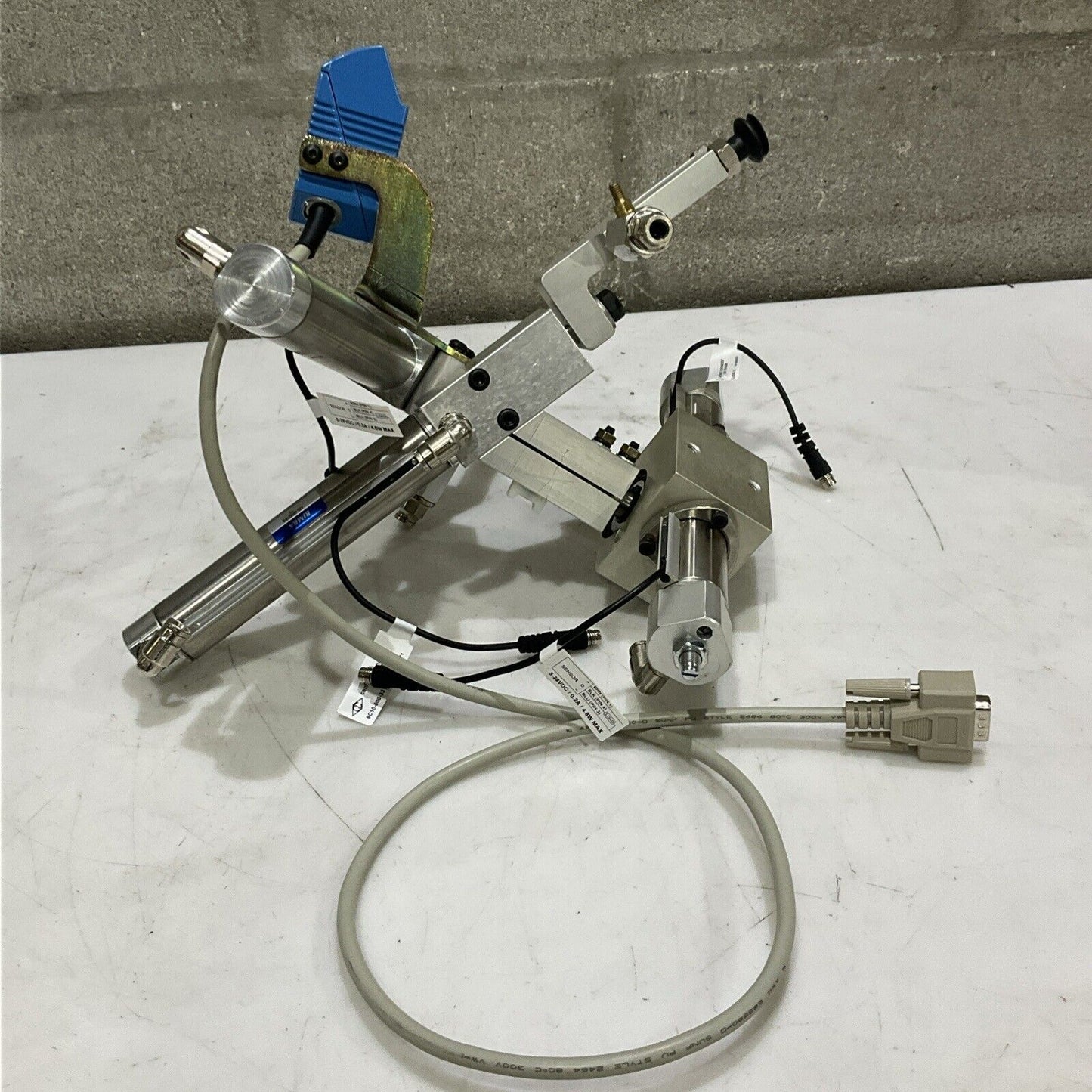 BIMBA SICK PNEUMATIC ROTARY ACTATOR ASSEMBLY CPT-01927-A CLV420-3010S04 U3S