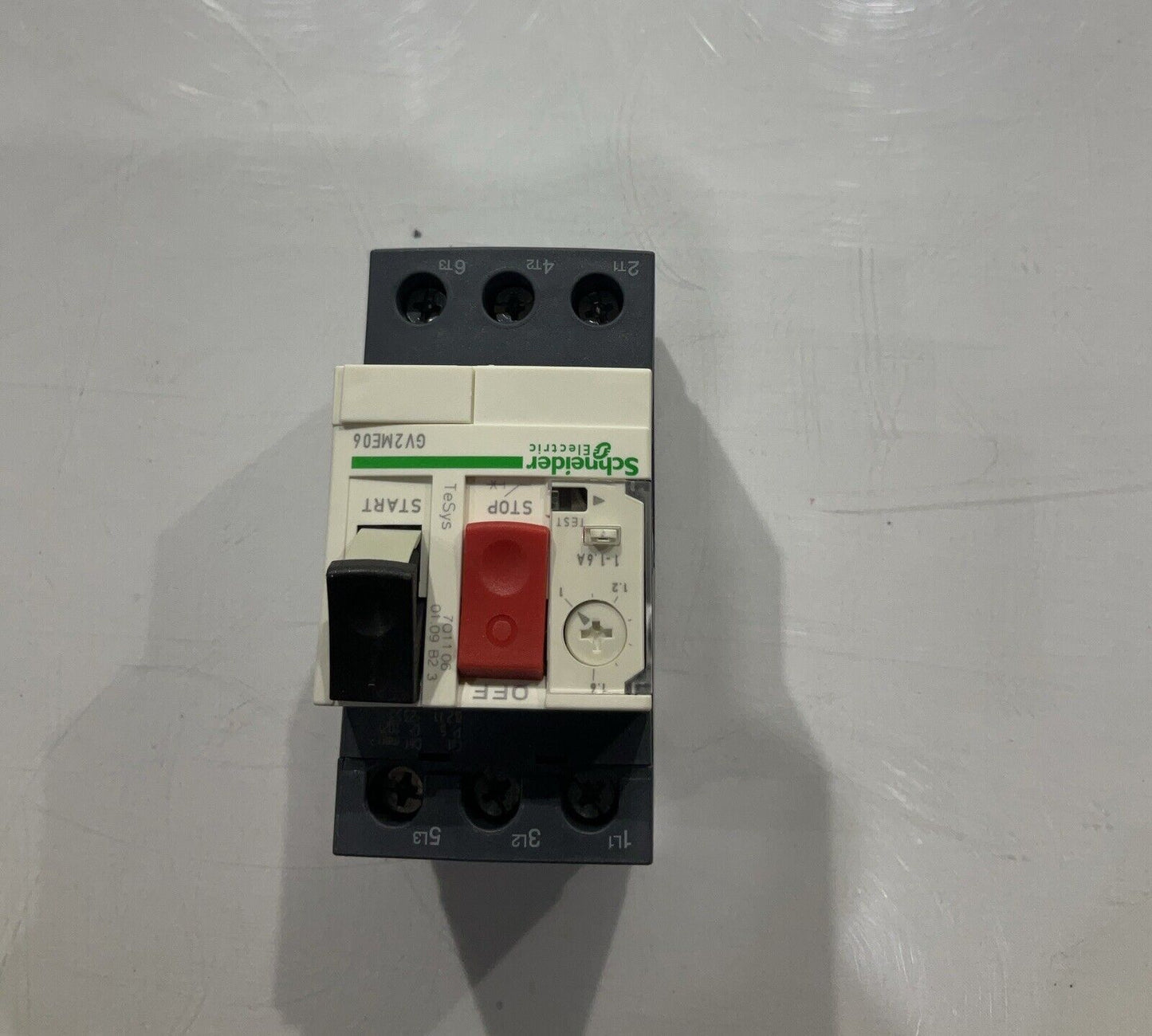 SCHNEIDER  ELECTRIC GV2ME06  MANUAL  STARTER  690V  LOT OF 3 U3S