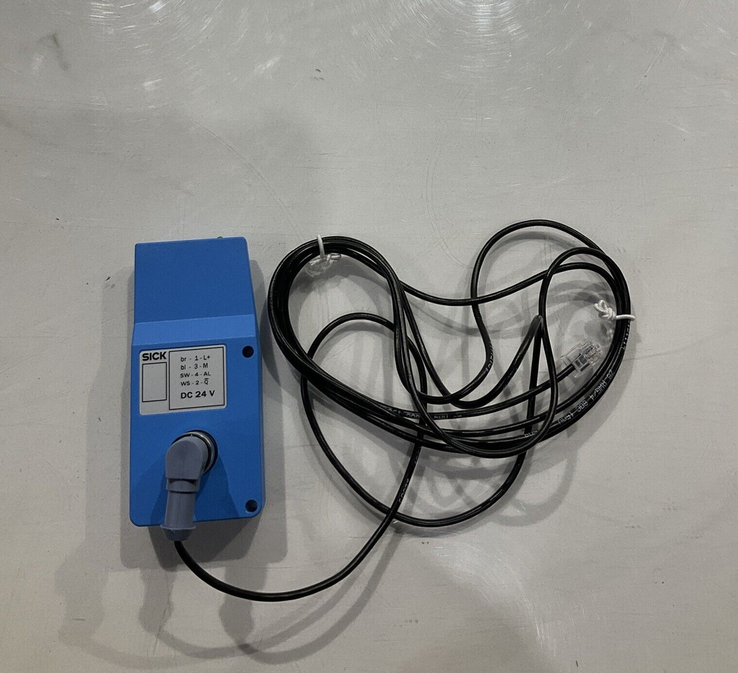 SICK  1045080  PHOTOEYE , DIFFUSE  DC24V  LOT OF 2 U3S