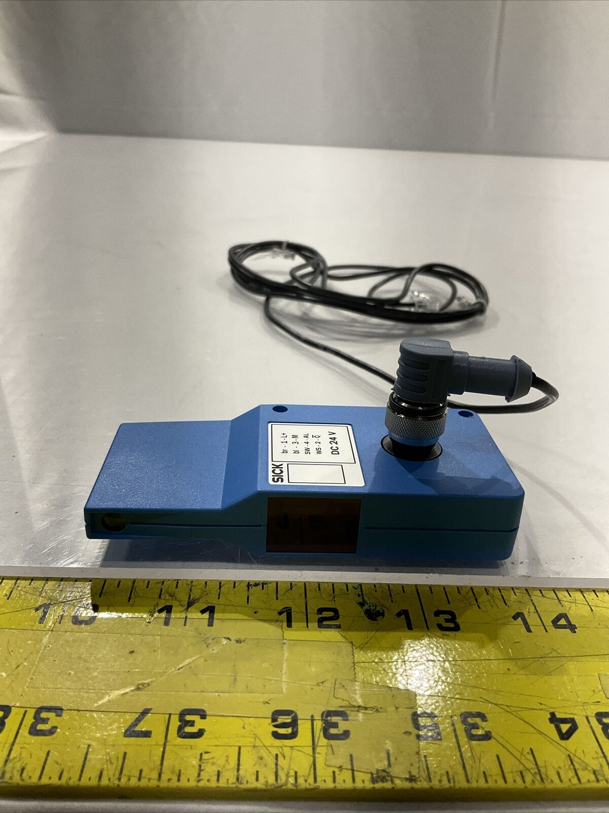 SICK  1045080  PHOTOEYE , DIFFUSE  DC24V  LOT OF 2 U3S