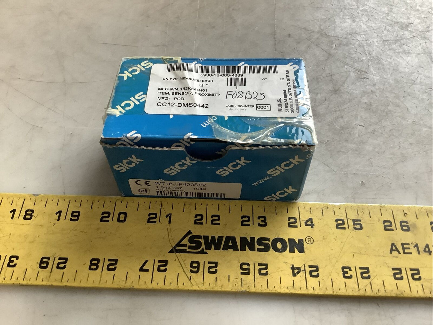 SICK WT18-3P420S32 PHOTOELECTRIC LONG RANGE PROXIMITY SENSOR 10-30V .1A U3S