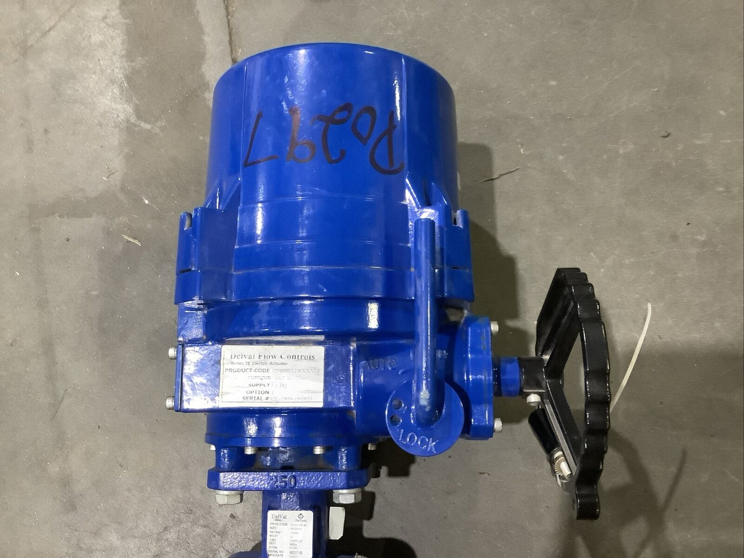 DELVAL FLOW CONTROLS SERIES 2E ELECTRIC ACTUATOR AND BUTTERFLY VALVE 10" G7T