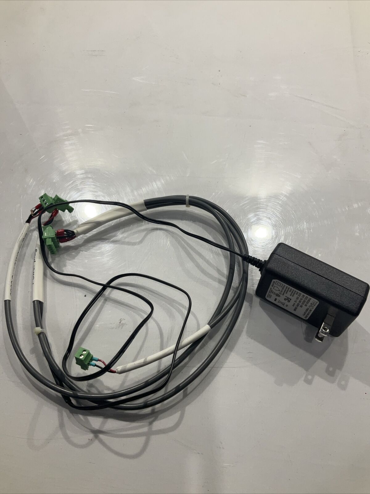 TRIAD WSU240-1000 SWITCHING MODE POWER SUPPY  100-240V U3S