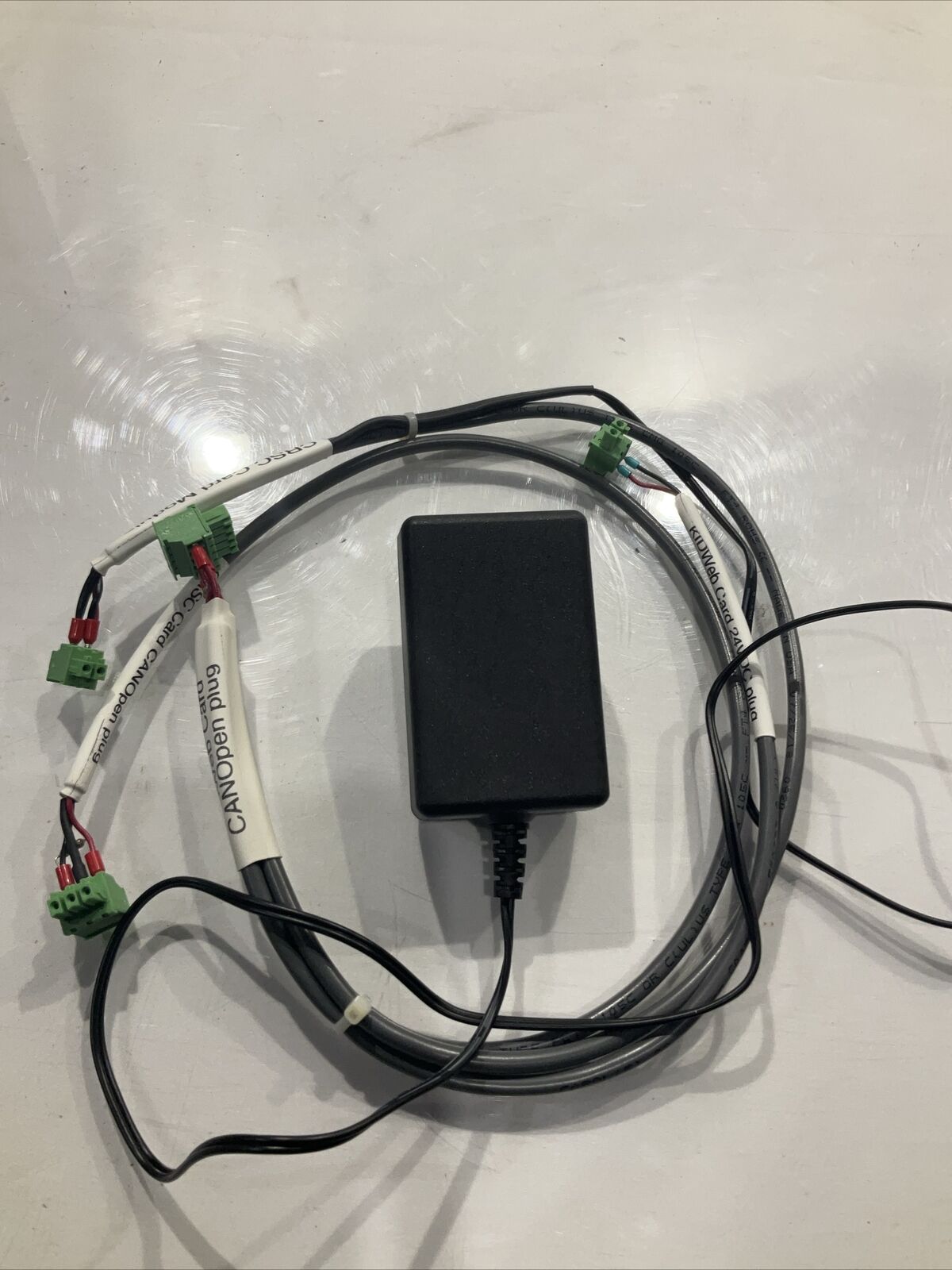 TRIAD WSU240-1000 SWITCHING MODE POWER SUPPY  100-240V U3S