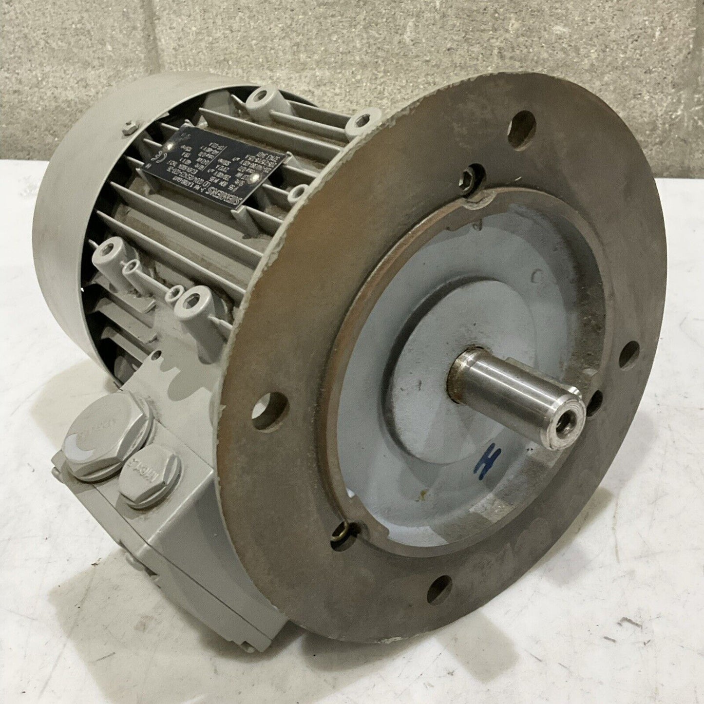 SIEMENS 3~MOT 1LA7080-6AA11 MOTOR 230/400V 50HZ 460V U3S