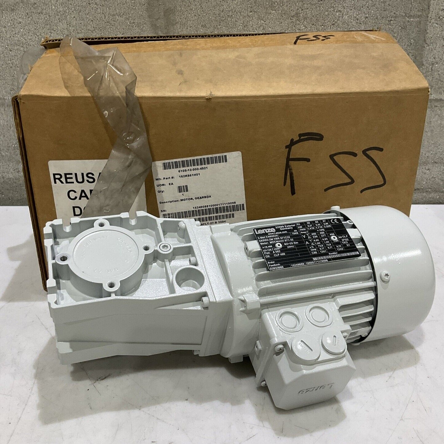 LENZE 3-MOT EN60034 GKR03-2M VBR 071C32 MDEMAXX 071-32 GEAR MOTOR 50/60 HZ U3S