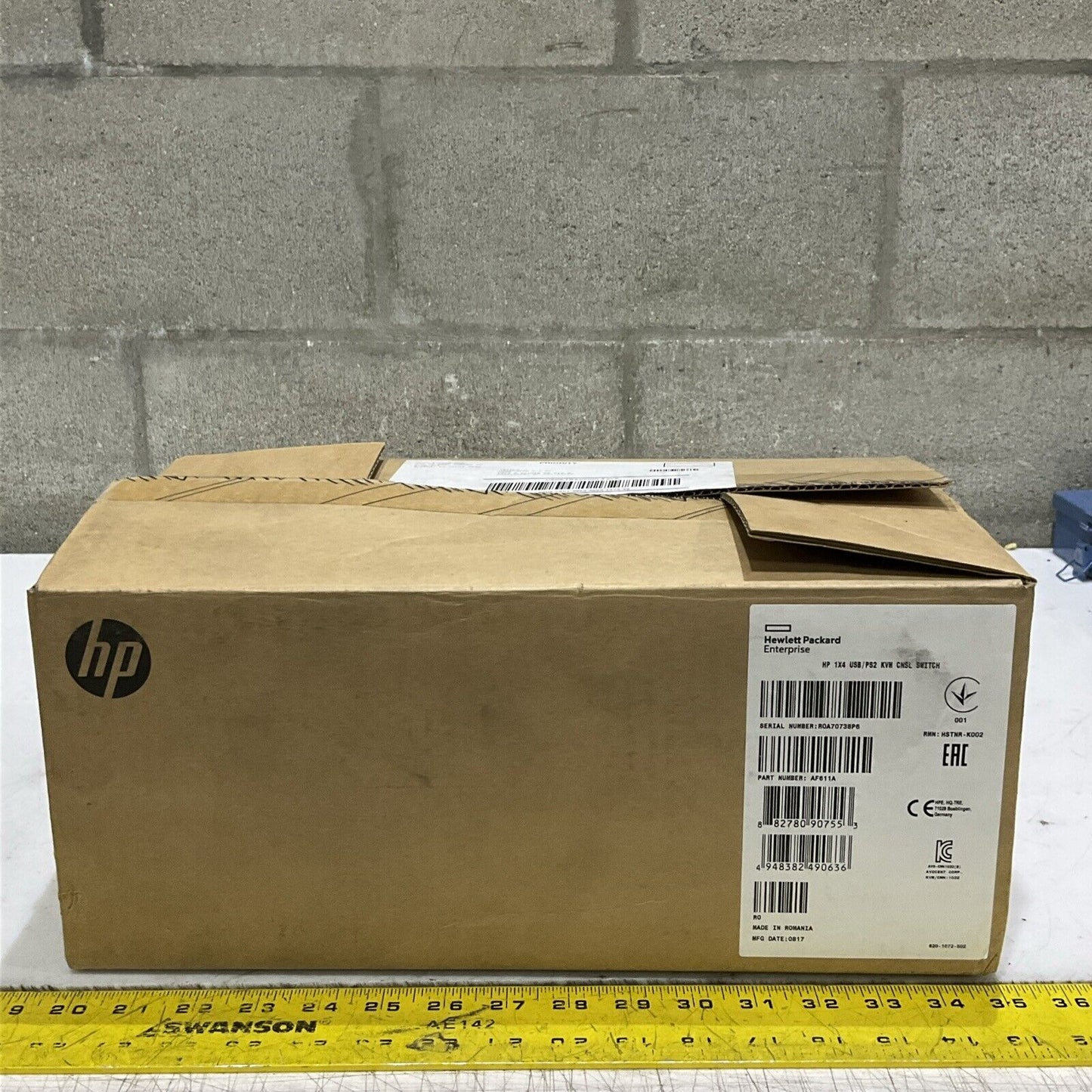 HEWLETT PACKARD 438612-001 KVM CONSOLE SWITCH KIT HP 1X4 USB/PS2 U3S