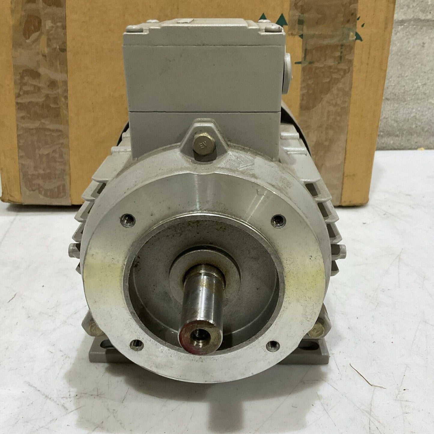 SIEMENS 3~MOT 1LA70832AA17 MOTOR 50HZ 230/400V 1.10KW 2845 RPM U3S