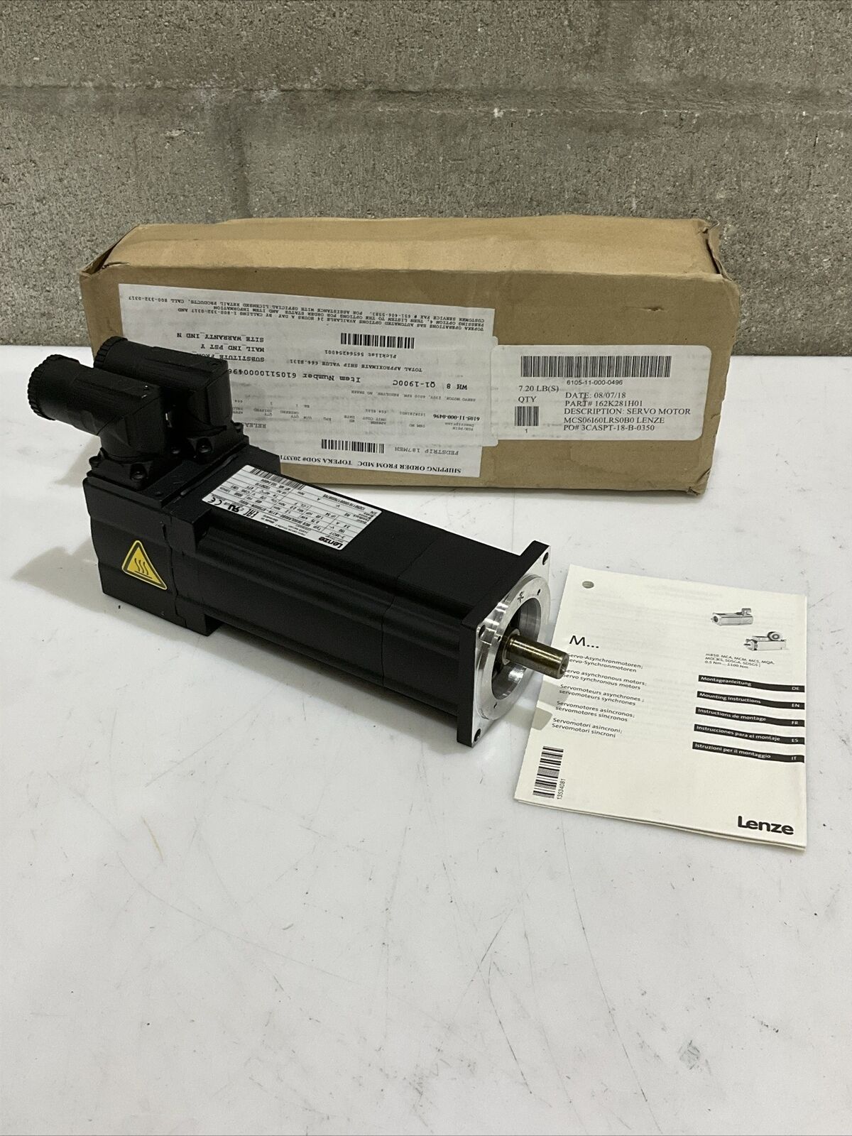 LENZE MCS 06160LRS0B0-A11N-ST5S00N-R0SU SERVO MOTOR 150V .75 KW 1 HP 400HZ U3S