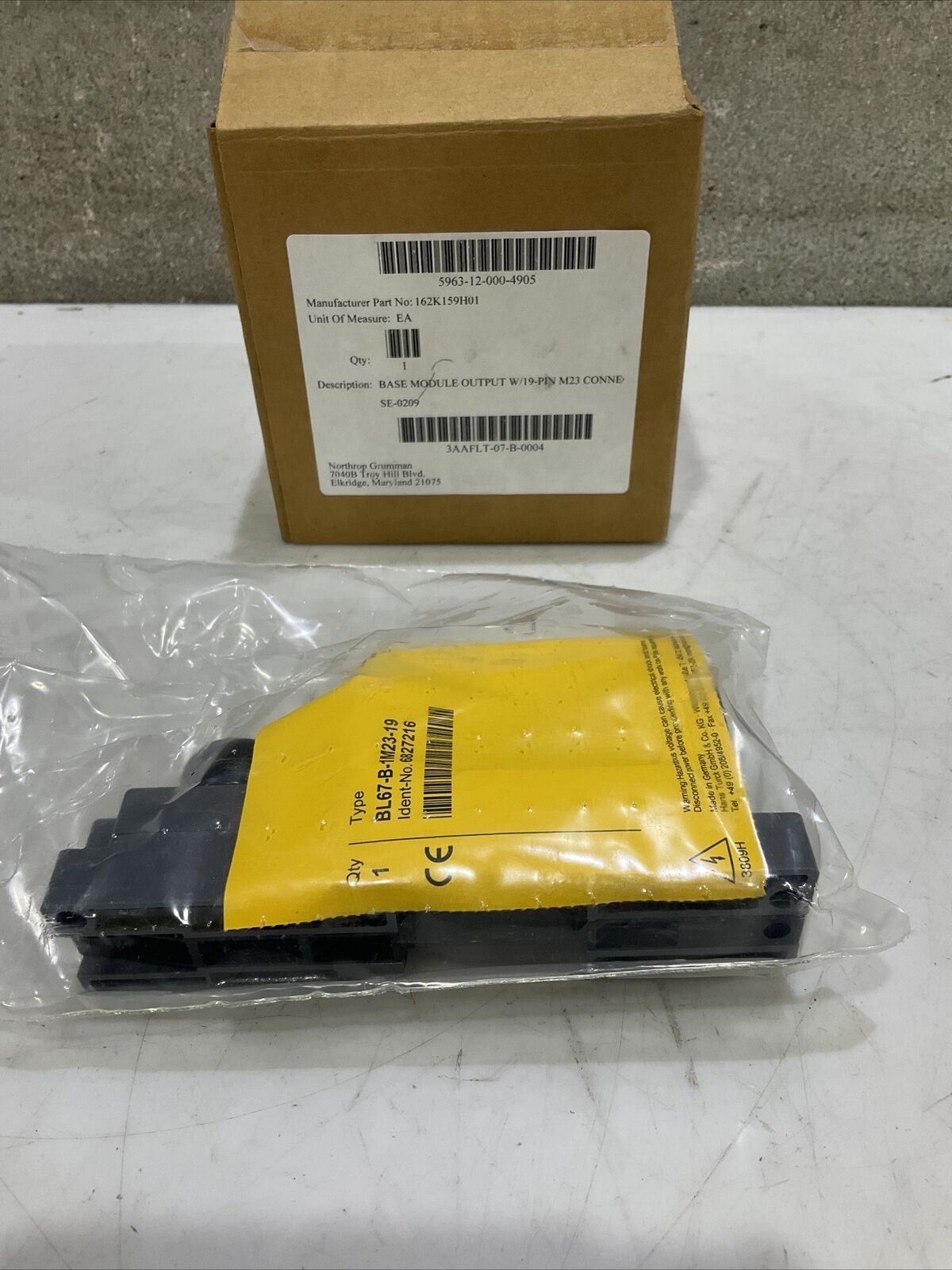 TURCK BL67-1M23-19 BASE MODULE OUTPUT 19 PIN M23 CONNECTOR U3S