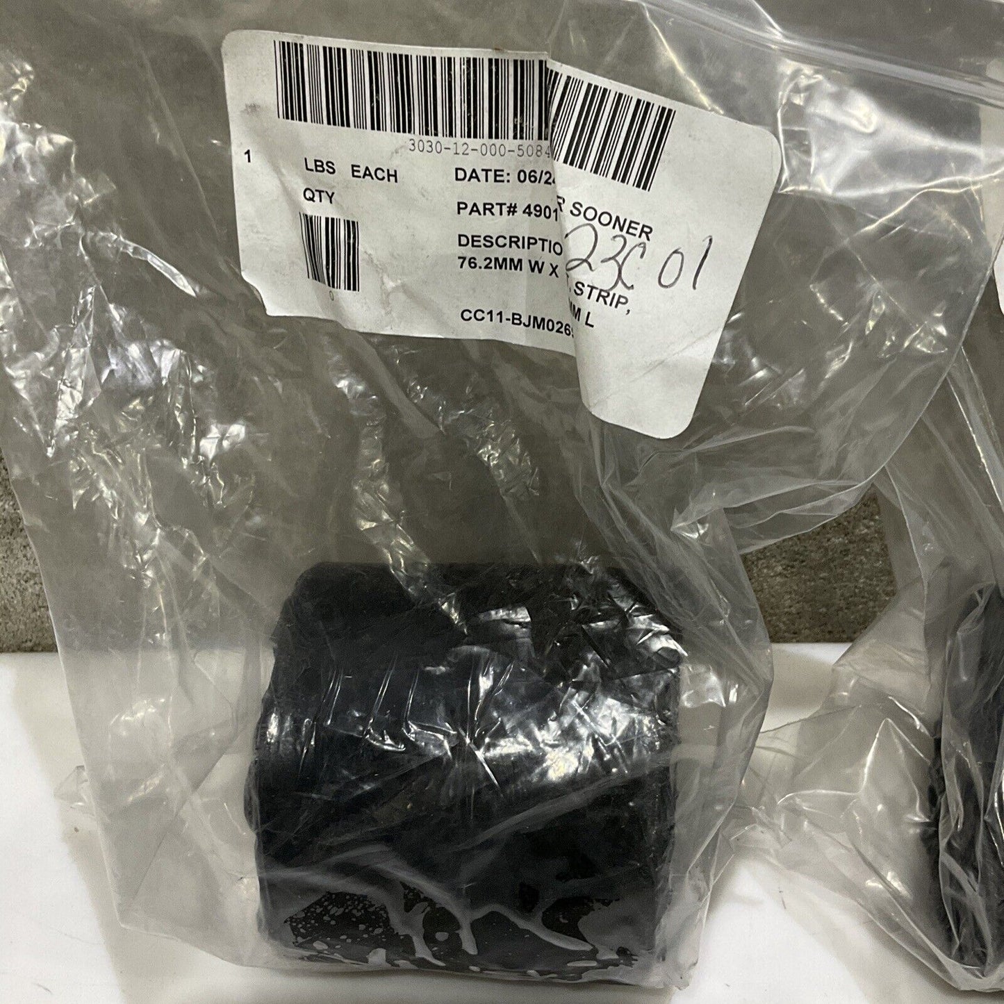 49022336 BELT STRIP 72.310 IN X 3IN LOT OF 7 U3S