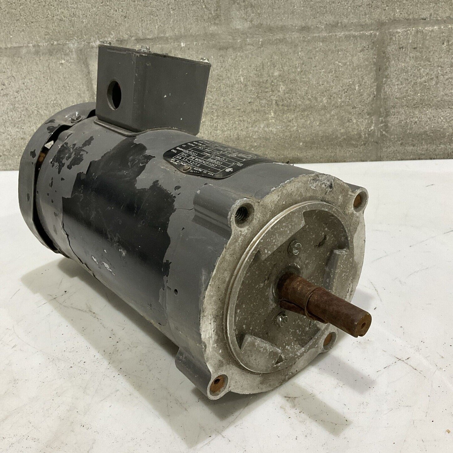 BALDOR DODGE VM3543 INDUSTRIAL MOTOR .75 HP 460V 1140 RPM U4M