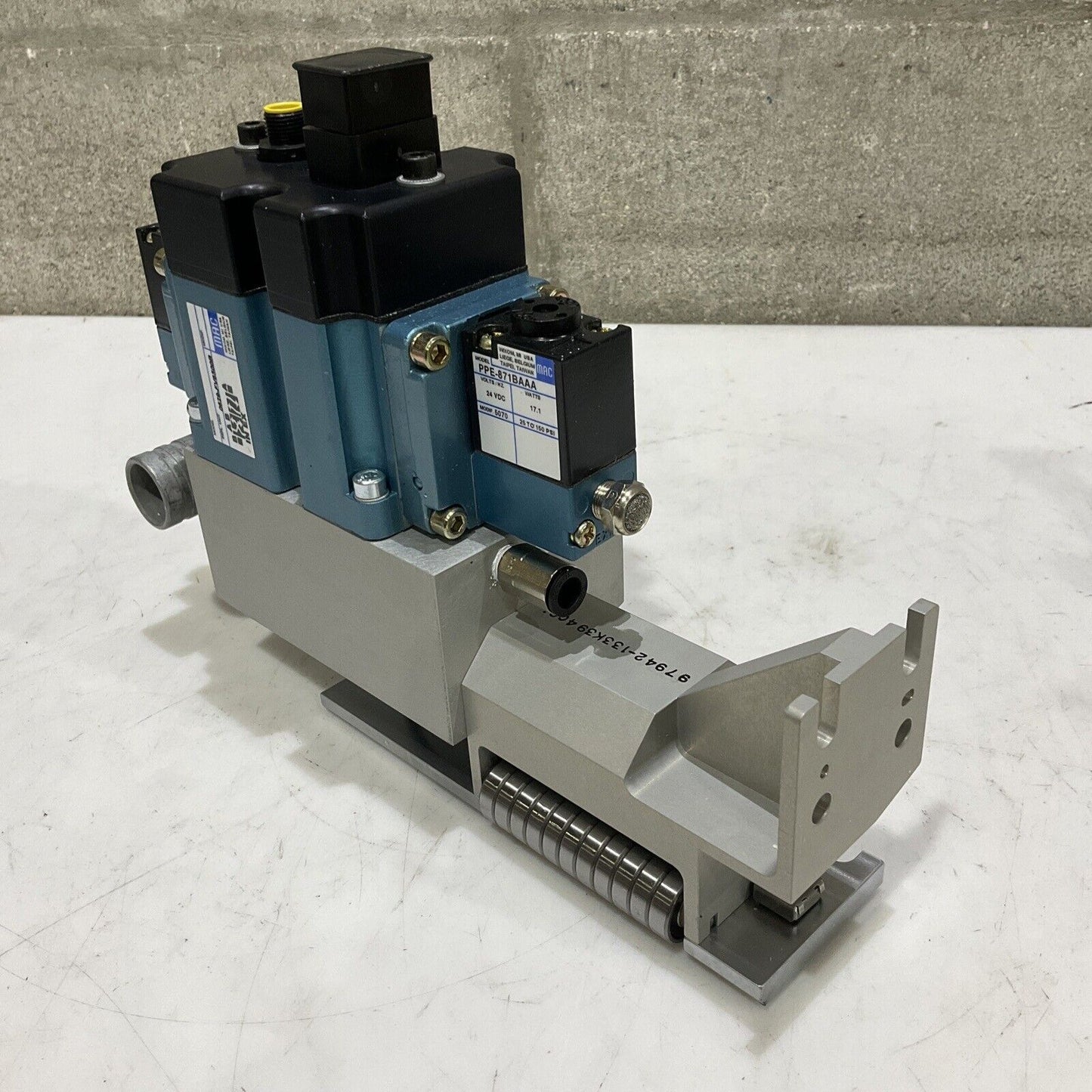 MAC 0629-FV6500B PPE-871BAAA SOLENOID MANIFOLD ASSEMBLY R U3S