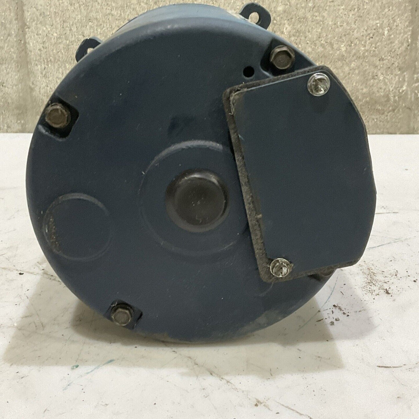 LEESON C4T17NC46A 102861.00 MOTOR 1725 RPM 60HZ PH 3 460 V U4M