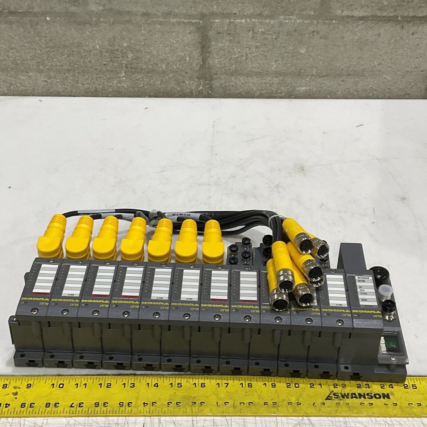 TURCK 165K100 BL67 TW-CO 8DI-P 8DO-0,5A-P BL67-B-4M12-P CANOPEN ASSEMBLY U3S