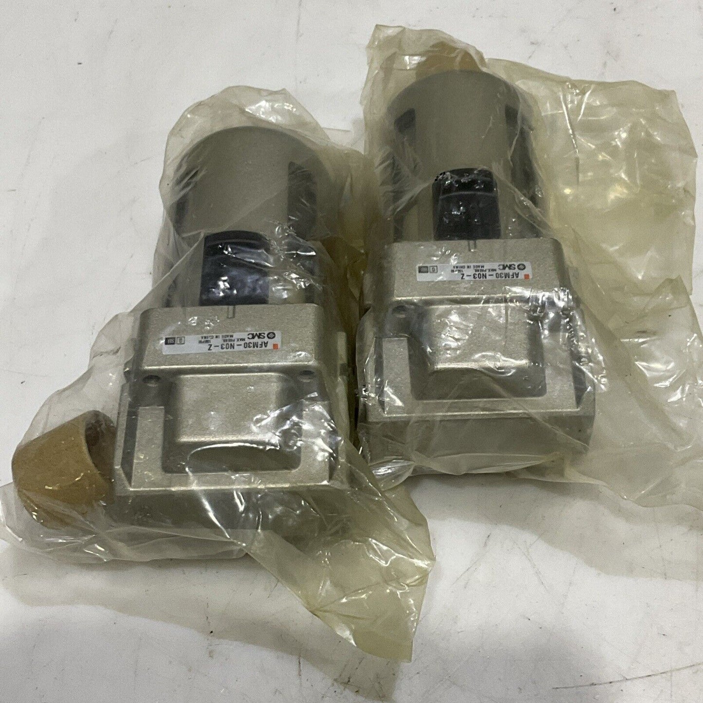 SMC AFM30-N03-Z VACUUM REGULATOR LOT OF 2 U4M