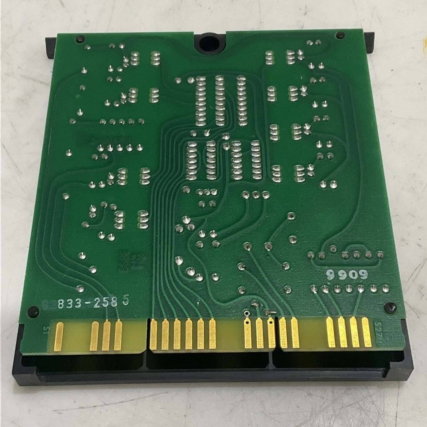 CLEAVER BROOKS 833-2585 FLAME AMPLIFIER MODULE U4M