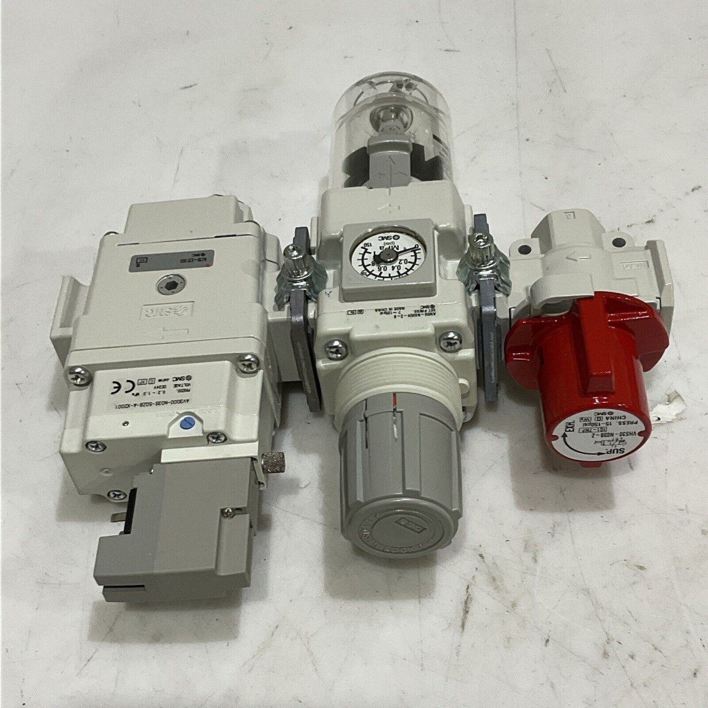 SMC AC30-E3T003 PNEUMATIC PRESSURE REGULATOR U4M