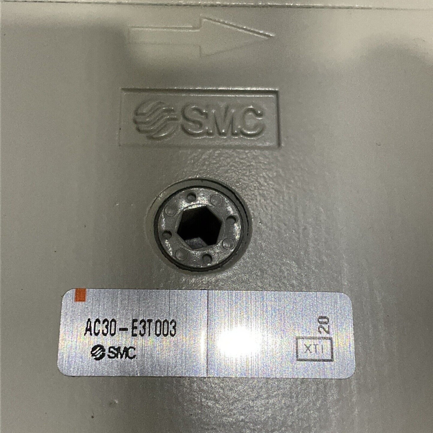 SMC AC30-E3T003 PNEUMATIC PRESSURE REGULATOR U4M